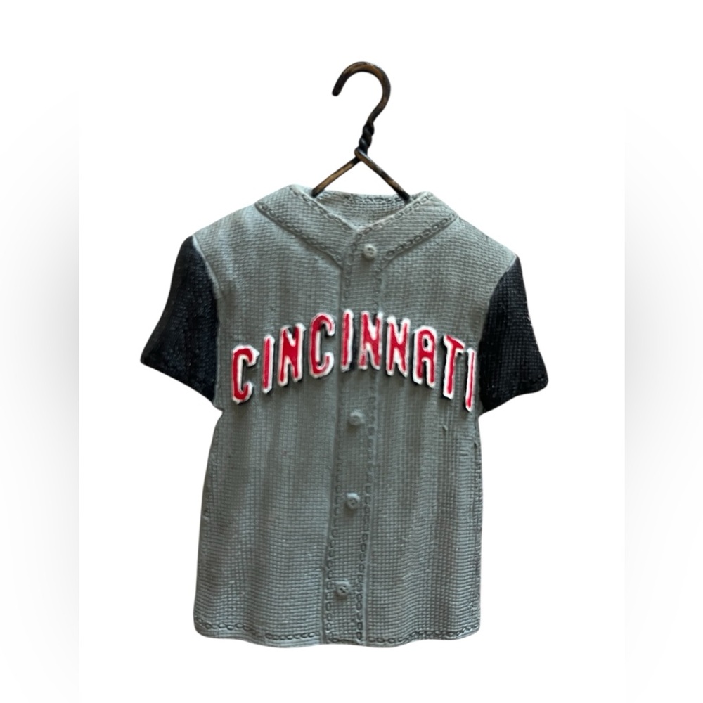 Cincinnati Reds 2003 Forever Collectibles MLB Resin Jersey Magnet